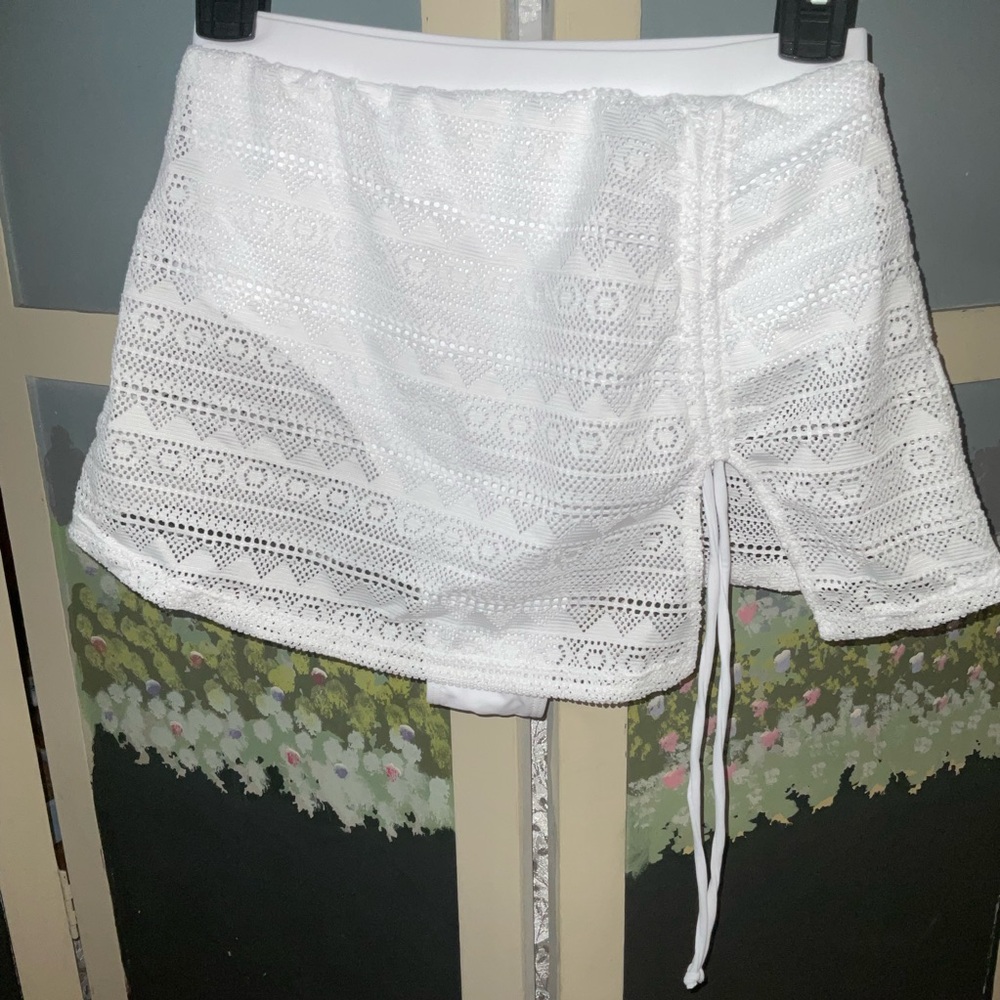 Cupshe White Lace Retro Swim Skirt, new, in original pouch, sold out style - Picture 6 of 14